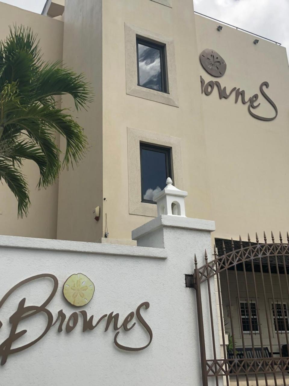 Brownes Condominium 1 Bridgetown Exterior foto
